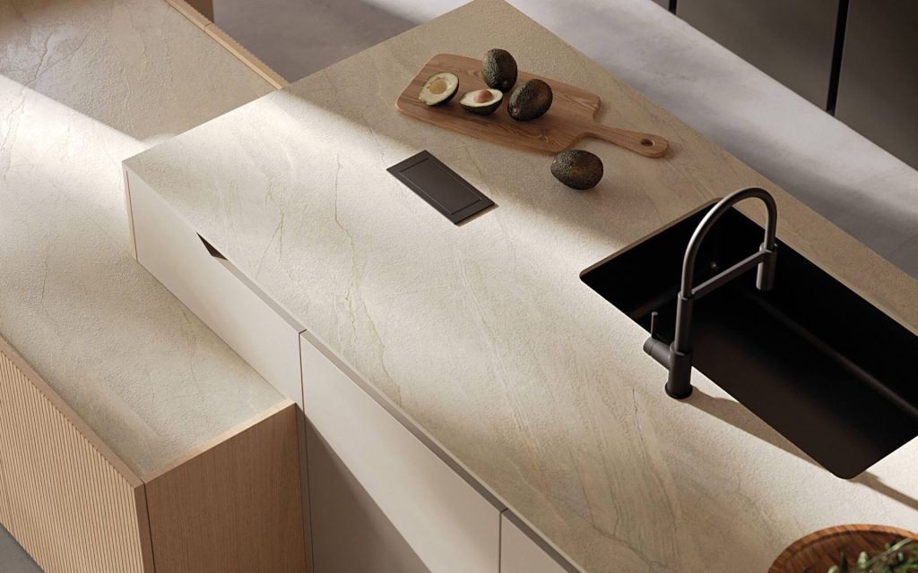 Sinua de Arredo3: diseño y ergonomía para una cocina sin tiradores